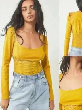 Yellow Long-Sleeve Ruched Lace Trim Crop Top